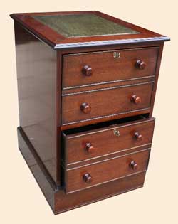 Traditional Range DC005  Two Drawer Filing Cabinet.